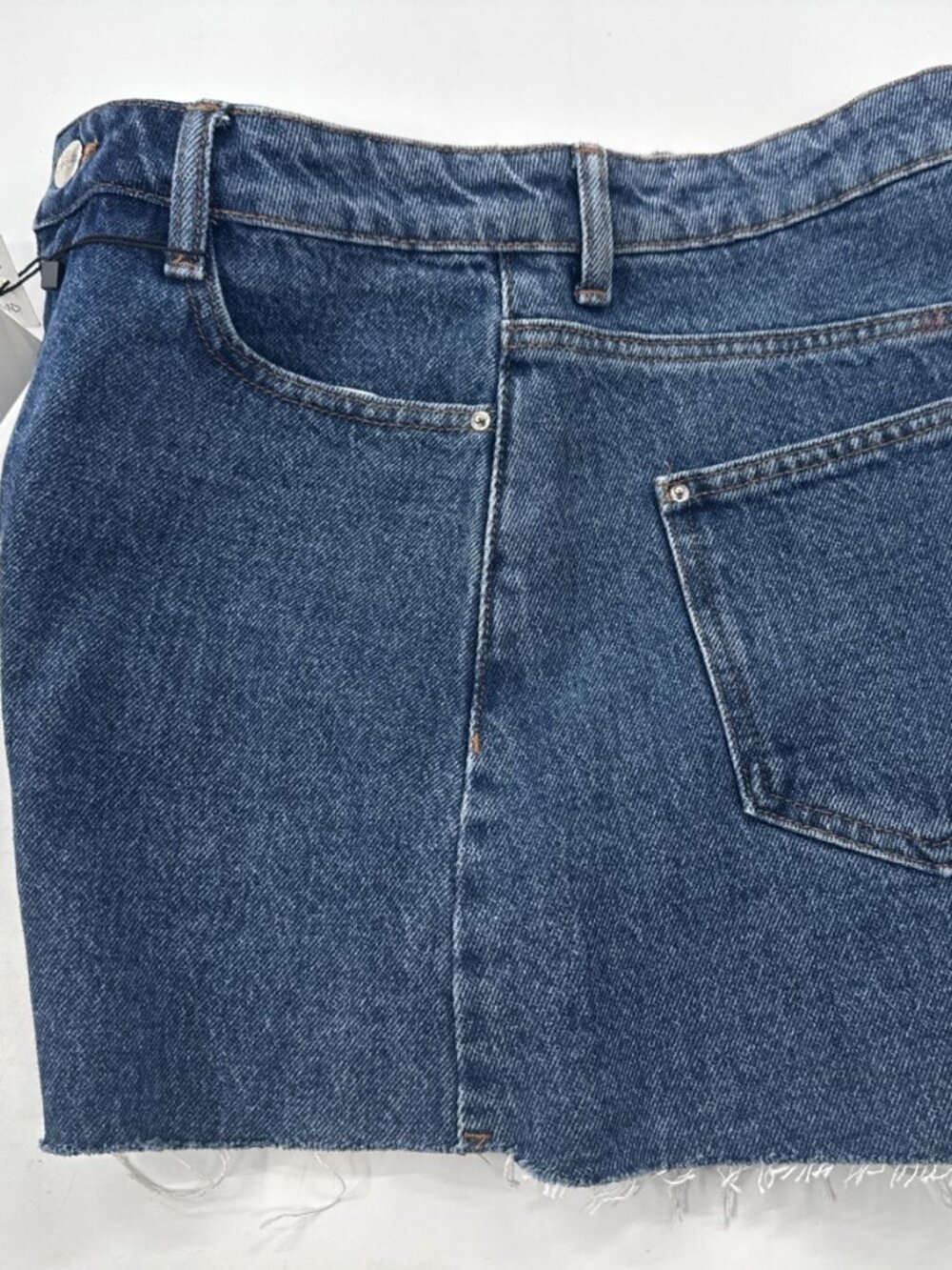 Zara Womens Denim Shorts 6 Blue Cuff Off Raw Hem High Waist Grunge Festival NEW - Picture 8 of 12